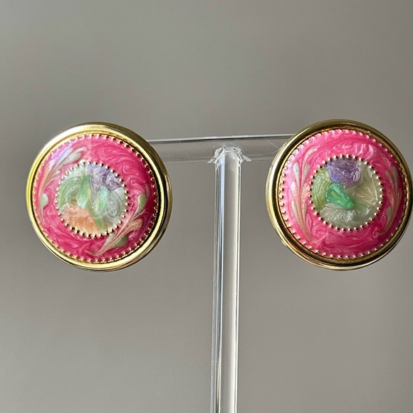 Vintage | Swirl Enameled Elegant Pink and Green Pierced Earrings Timeless Charm - Picture 8 of 8